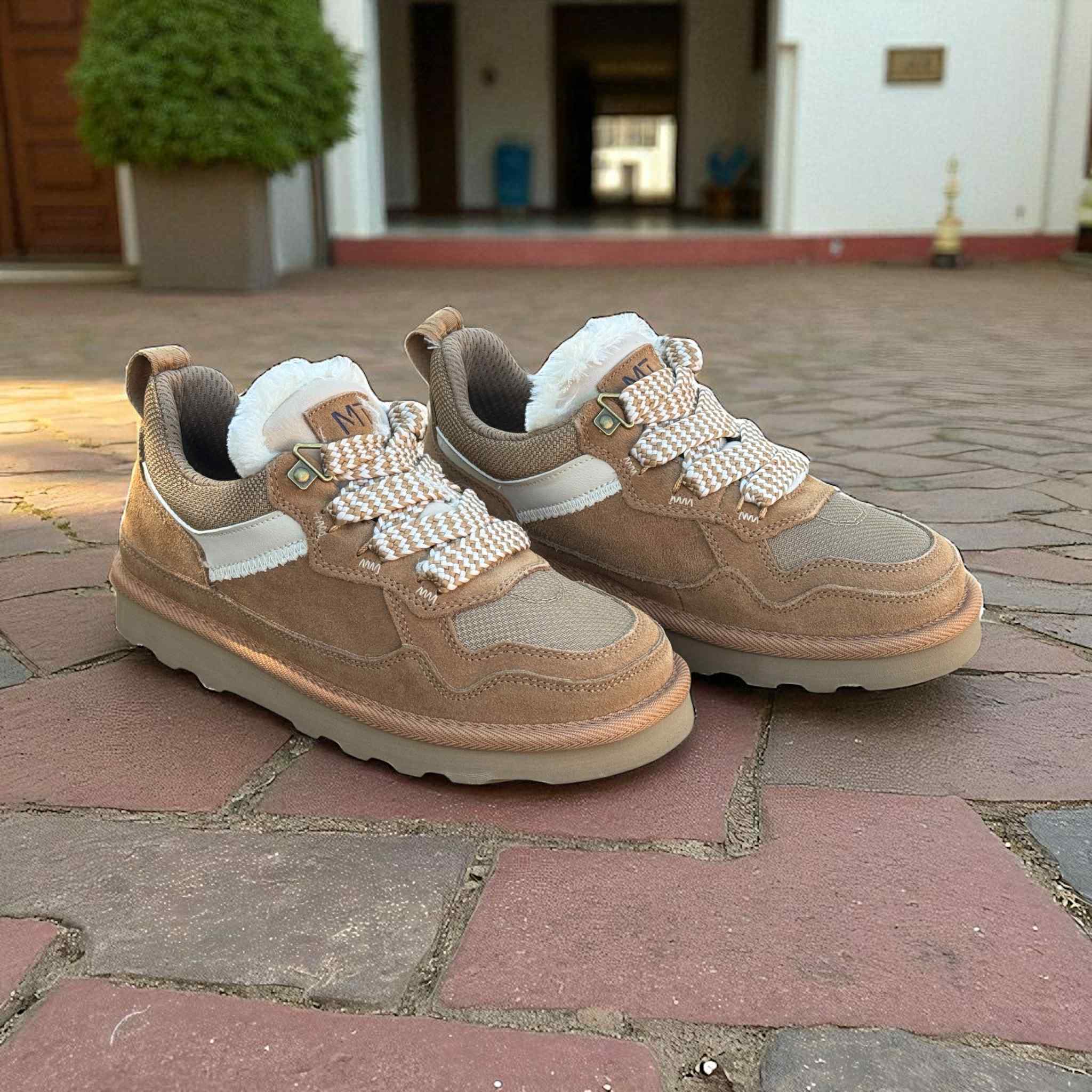 Damesko fra Kriho Sko og Vesker