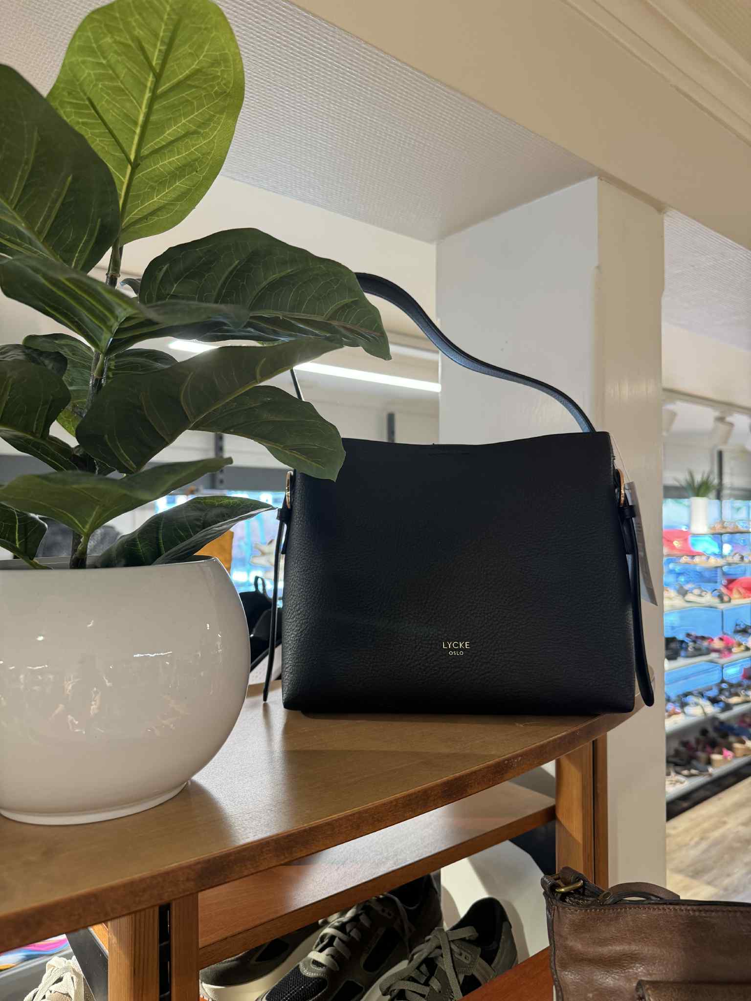 Kriho Sko og Vesker - Fredrikstad herresko